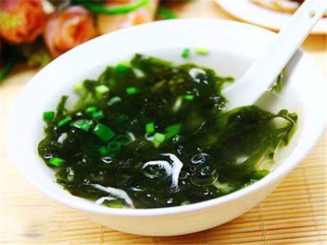 孕妇可以喝海藻汤吗，全面解析海藻汤对孕妇的营养价值及适宜性