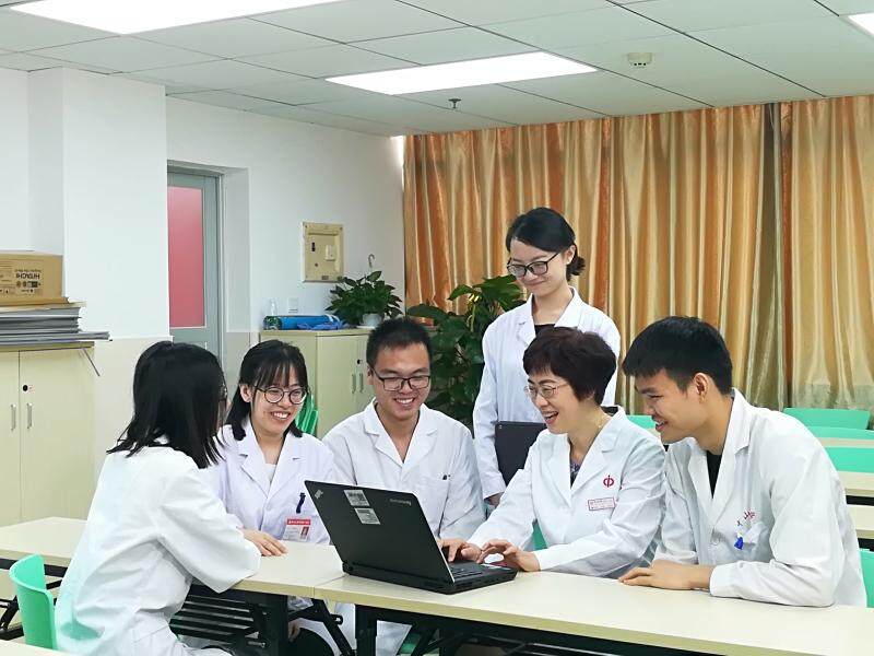 中山一院儿童肾病专家——守护儿童健康的坚定守护者
