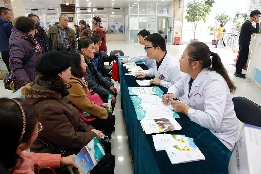 小儿内分泌专家门诊，守护儿童健康的守护者