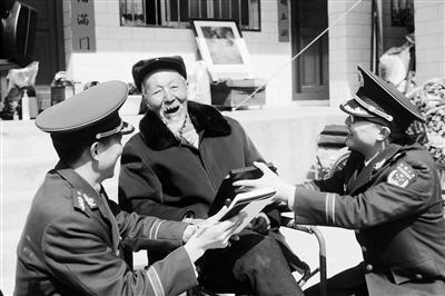 太原武警班长待遇详解