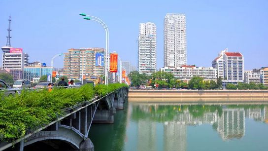 上饶创投集团的待遇，员工体验与工作环境深度解析