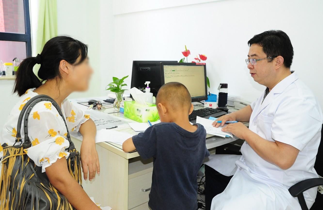 北京小孩多动症专家解析与探讨