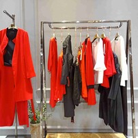 衣服名牌图案大全图片，时尚潮流的解读与赏析