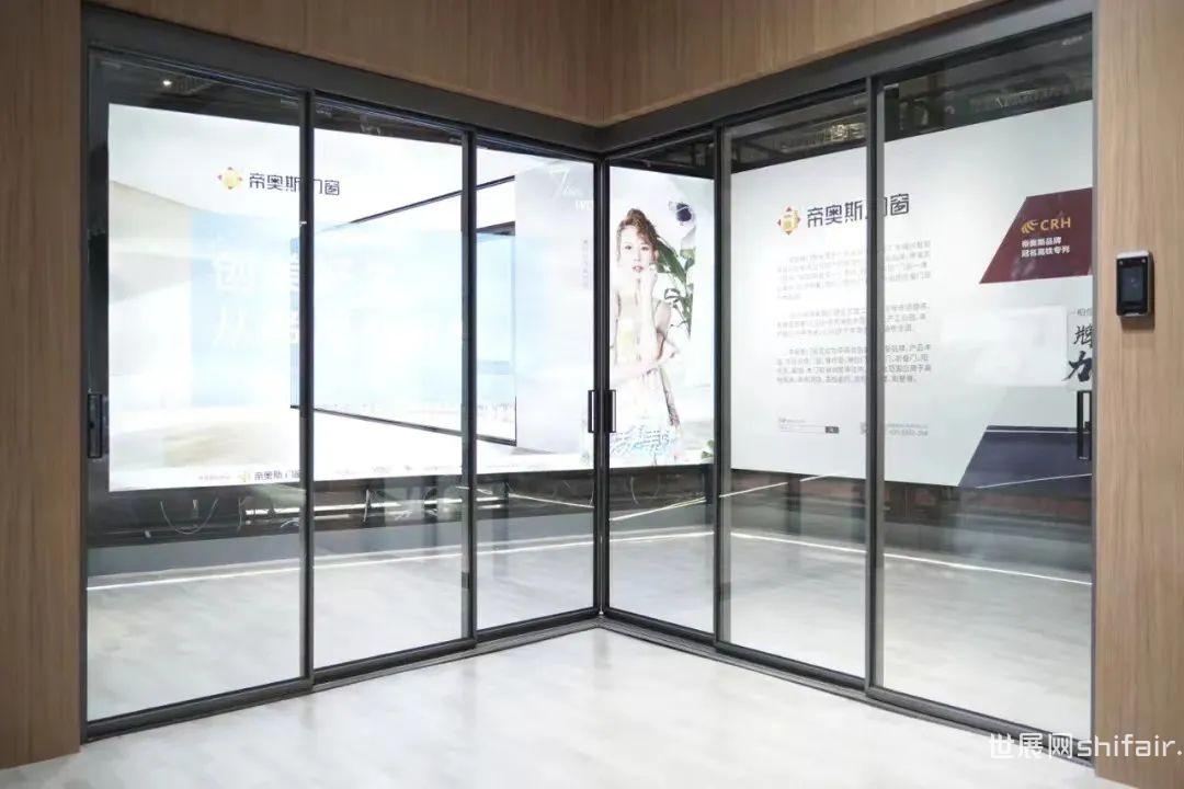 帝奥斯玻璃门，品质与创新的完美结合