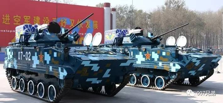 国产最新型伞兵战车底盘，技术革新与战斗力提升的关键要素
