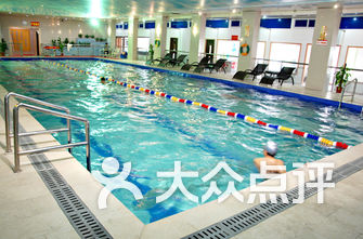 泳康游泳健身，打造全方位健康水世界