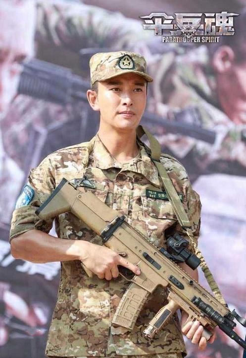 M42型伞兵服，历史、特点与现代应用