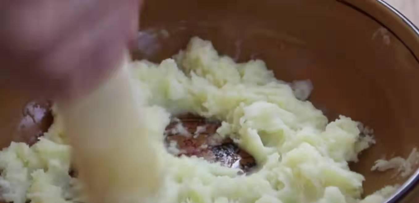 番茄土豆蛋花汤，一道家常美食的烹饪与品味