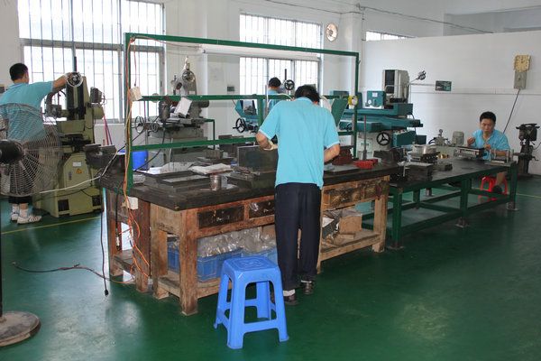 金属五金模具加工厂的工艺与技术探讨