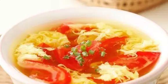 黄瓜蛋花汤，一道家常美味汤品的制作与赏析
