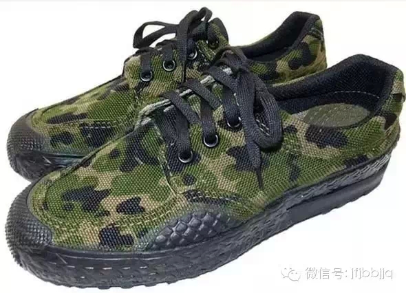 伞兵鞋厂家电话，联系高品质军事装备制造商
